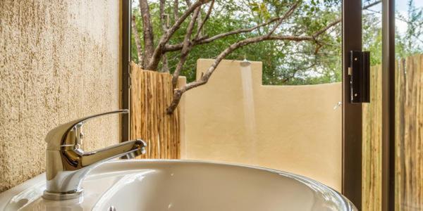 Warthogs Rest Villa Ходспруит Екстериор снимка